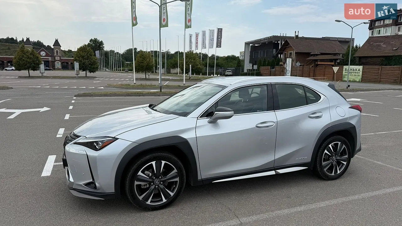 2018 Lexus UX - фото 1