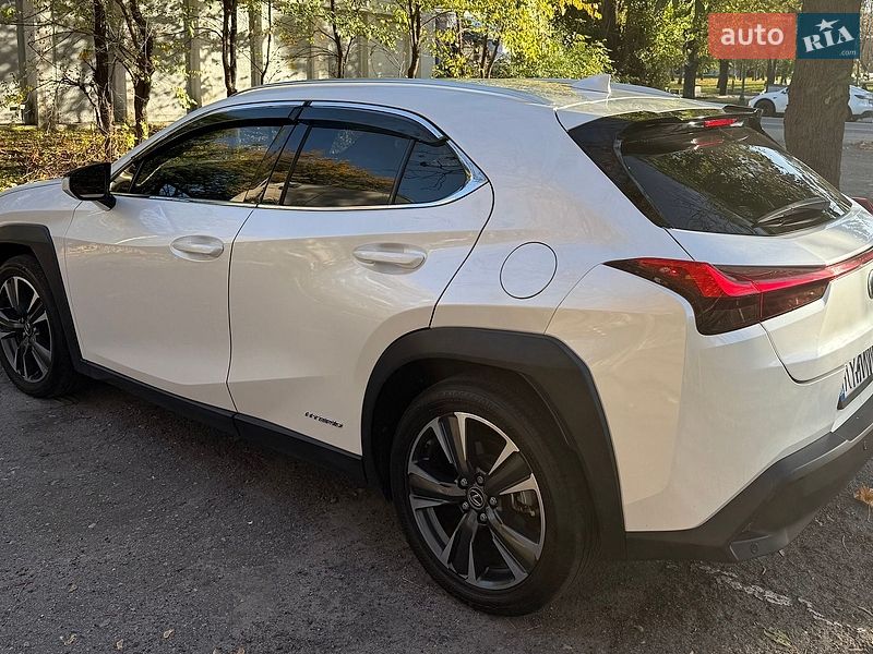 Позашляховик / Кросовер Lexus UX 2020 в Харкові фото 11 Позашляховик / Кросовер Lexus UX 2020 в Харкові