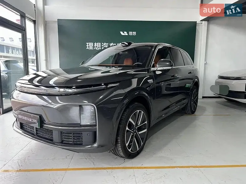 Li Auto L7 2025