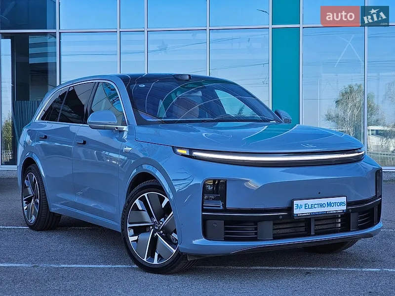 Li Auto L7 2025