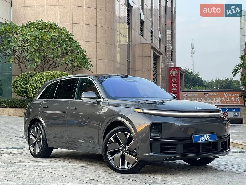 Li Auto L7 2025