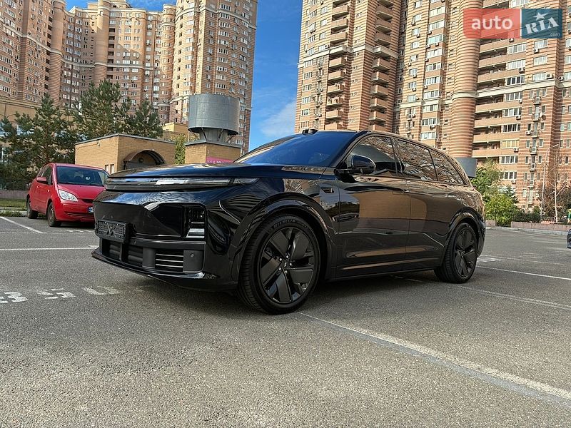 Li Auto L7 2025