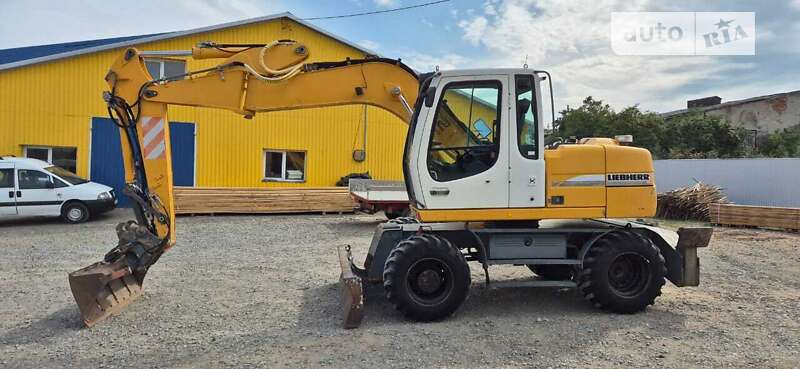 Liebherr 312