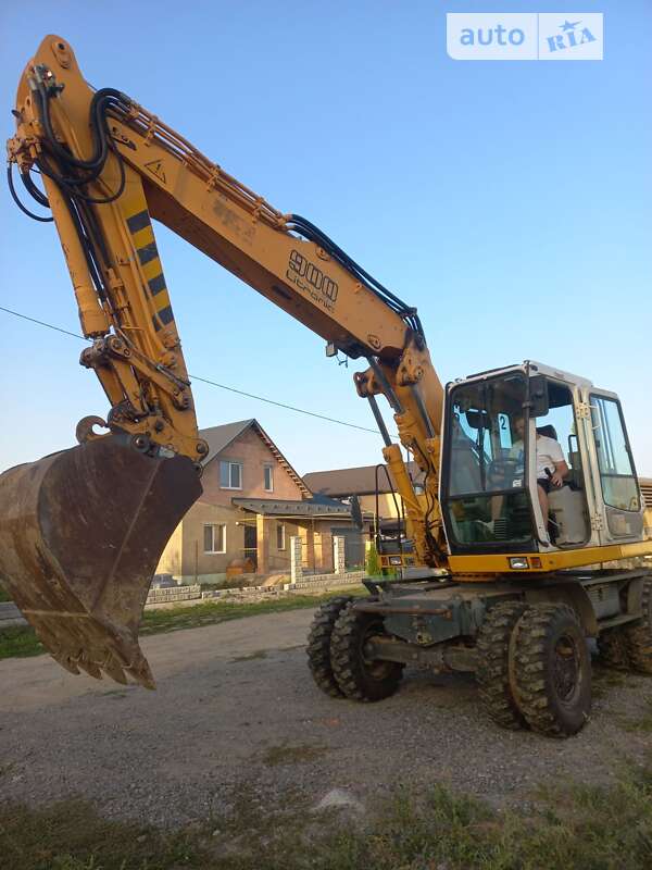 Liebherr 900 Litronic