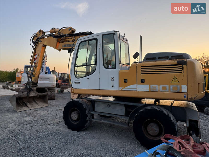 Колісний екскаватор Liebherr 900 Litronic