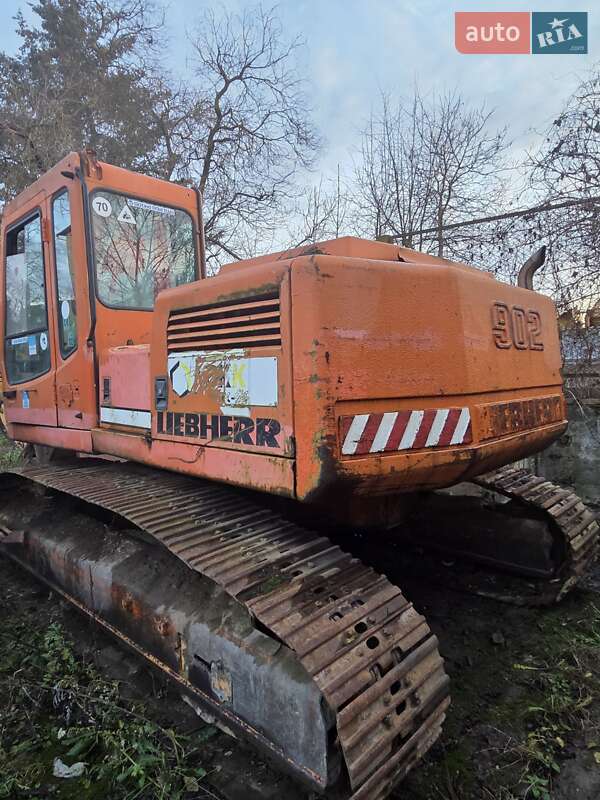 Liebherr 902