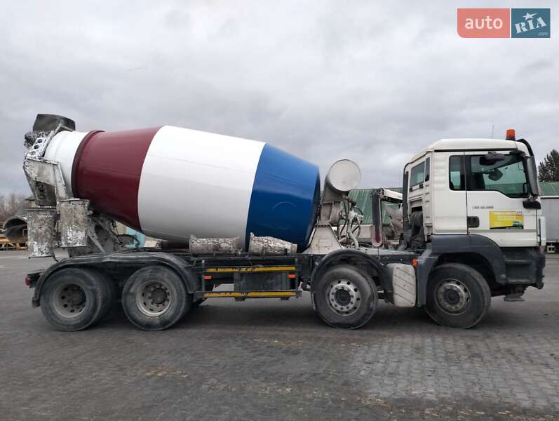 Liebherr LT