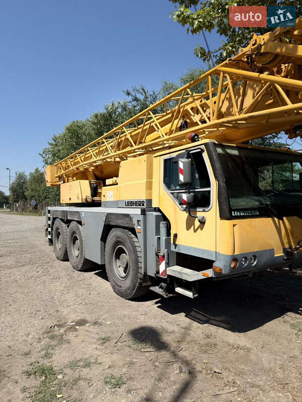 Liebherr LTM 1040