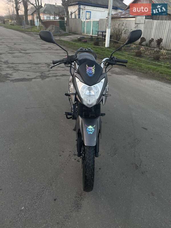 Мотоцикл Классик Lifan CCR