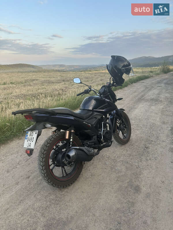 Мотоцикл Спорт-туризм Lifan CityR 200