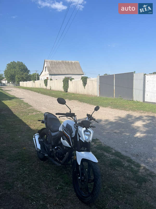 Мотоцикл Круізер Lifan JR 200