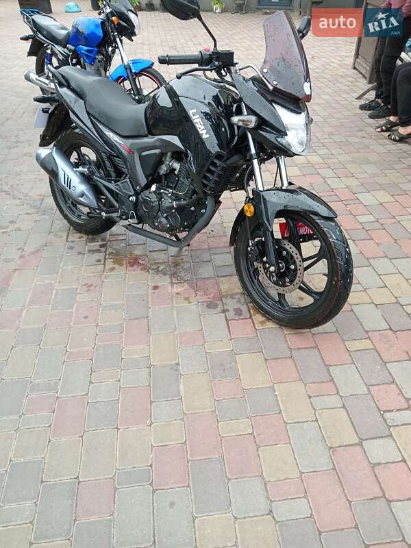 Мотоцикл Классик Lifan KP 200