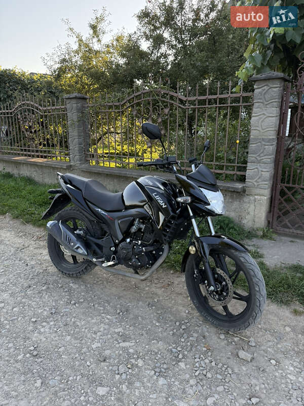 Мотоцикл Круізер Lifan KP 200