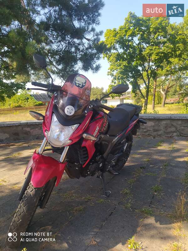 Мотоцикл Классик Lifan KP 200