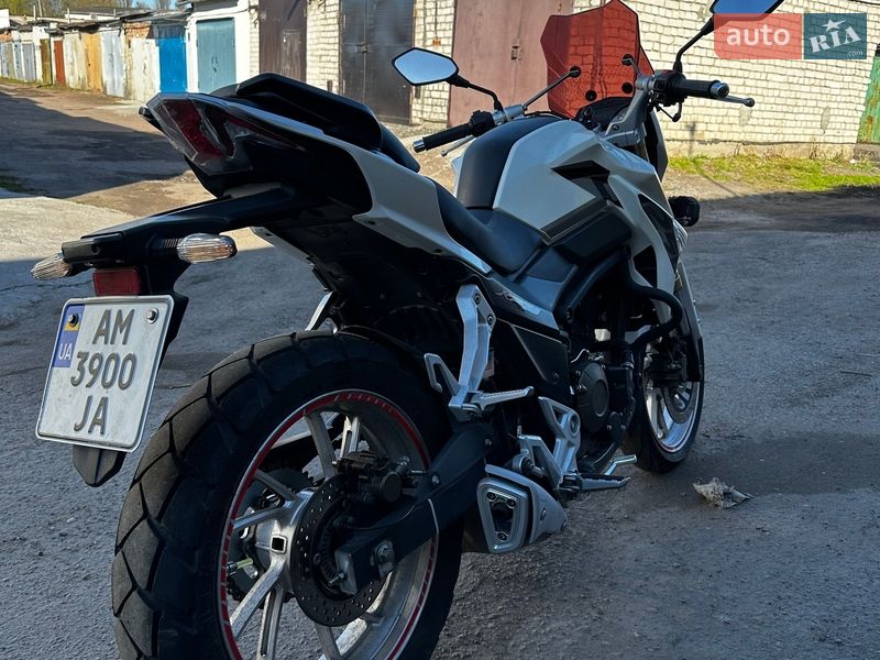 Мотоцикл Багатоцільовий (All-round) Lifan KP 250