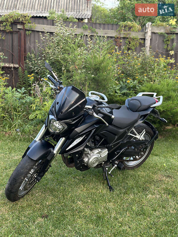 Спортбайк Lifan KP 350