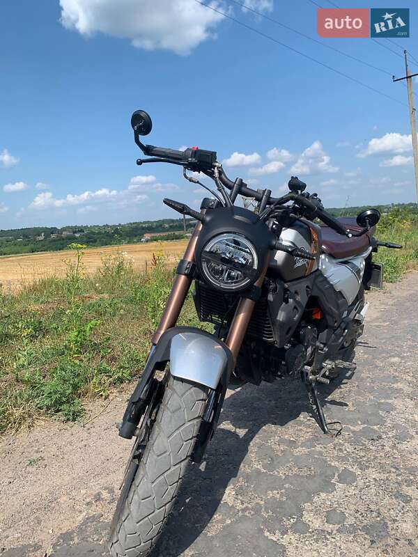 Lifan KPM 200