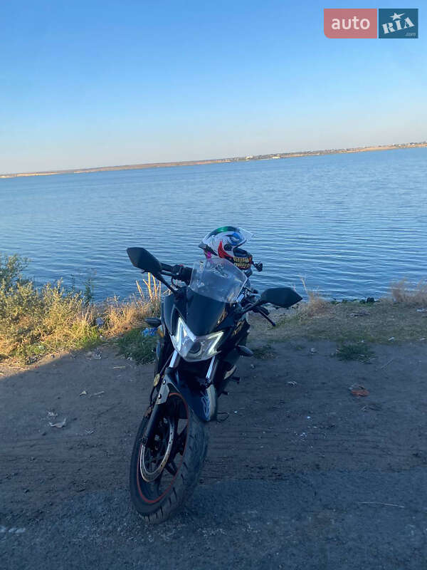 Мотоцикл Классик Lifan KPR 200