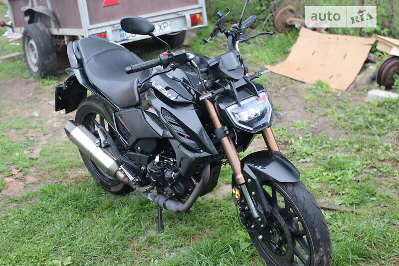 Мотоцикл Без обтікачів (Naked bike) Lifan KPS 200