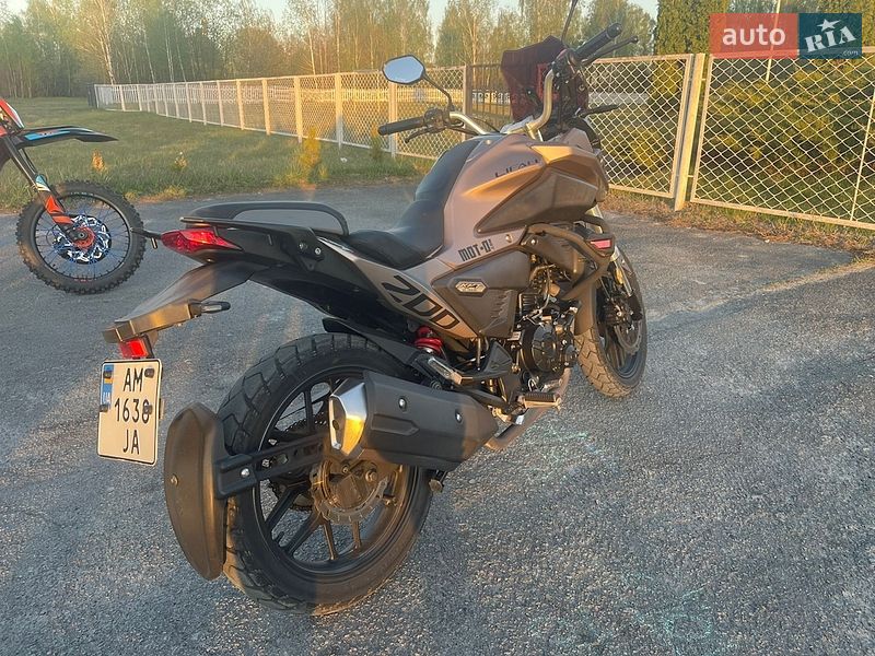 Мотоцикл Классик Lifan KPT