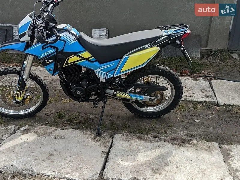Lifan KPX 250 2023