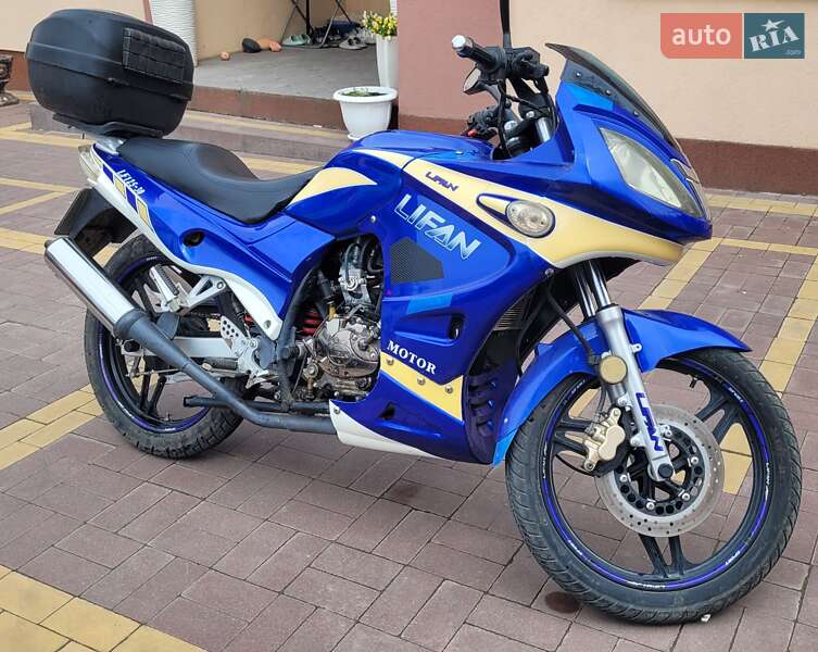 Мотоцикл Спорт-туризм Lifan LF 125T-19