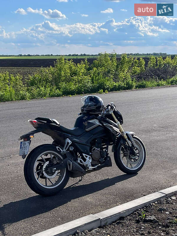 Мотоцикл Без обтікачів (Naked bike) Lifan LF 250-3R