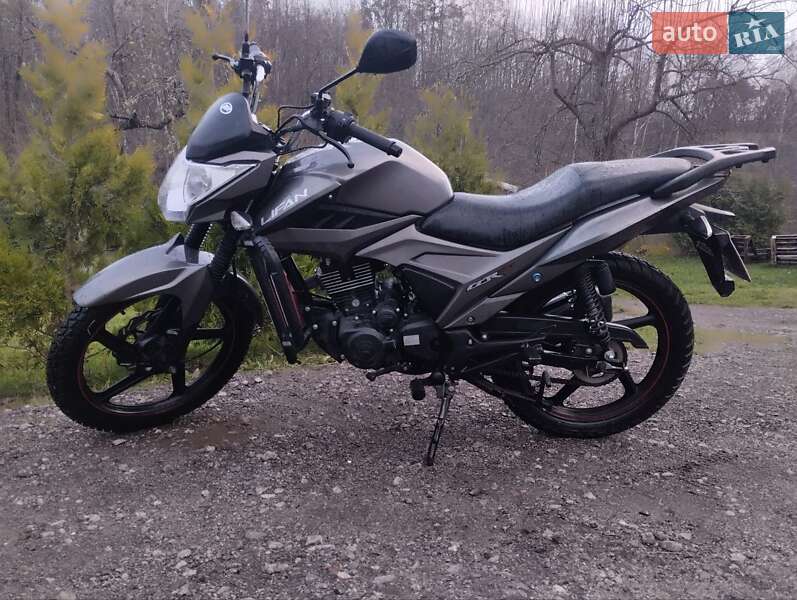 Мотоцикл Туризм Lifan LF150-2E