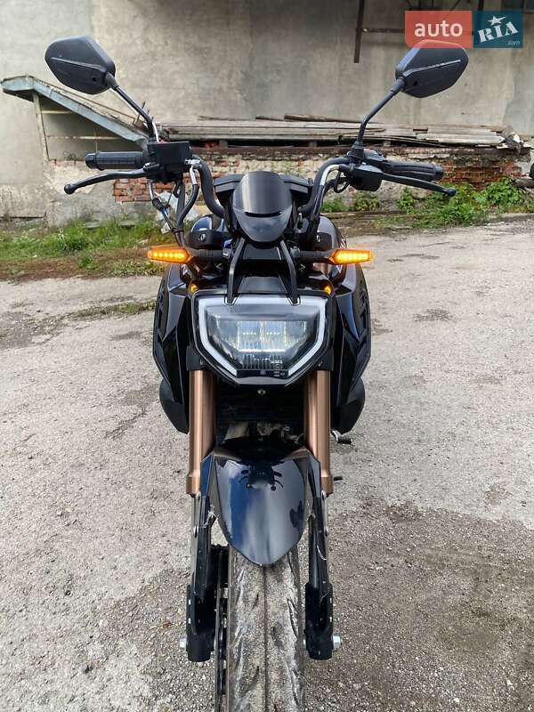 Мотоцикл Классик Lifan LF200-10R (KPS)