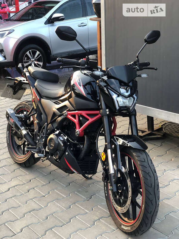 Спортбайк Lifan SR 200