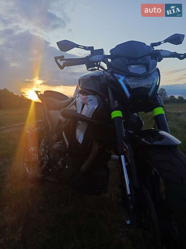 Мотоцикл Классик Lifan SR 220