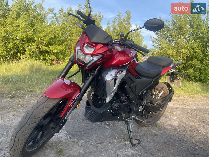 Мотоцикл Спорт-туризм Lifan SR 220