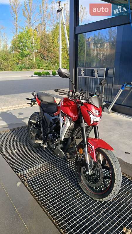 Мотоцикл Спорт-туризм Lifan SR 220