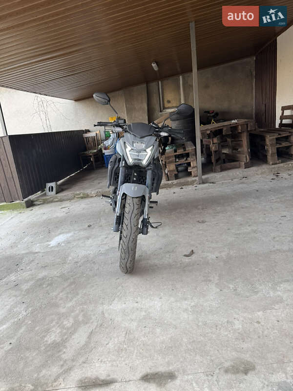 Мотоцикл Круизер Lifan SR 220