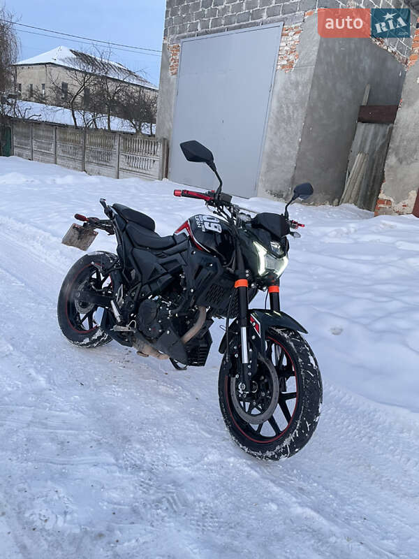 Спортбайк Lifan SR 220