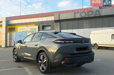 Характеристики Peugeot 408 Ліфтбек