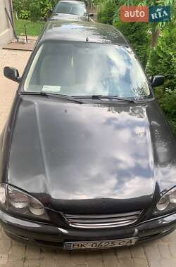 Характеристики Toyota Avensis Лифтбек