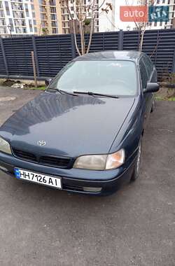 Характеристики Toyota Carina E Ліфтбек
