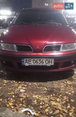 Характеристики Mitsubishi Carisma Ліфтбек