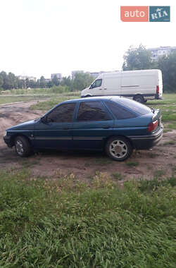 Характеристики Ford Escort Лифтбек
