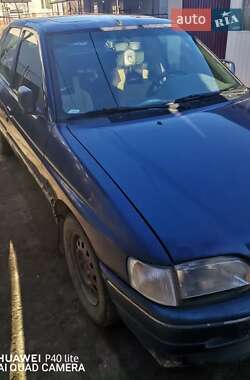 Характеристики Ford Escort Ліфтбек