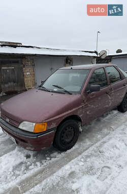 Характеристики Ford Escort Ліфтбек