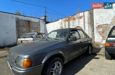 Характеристики Ford Escort Ліфтбек