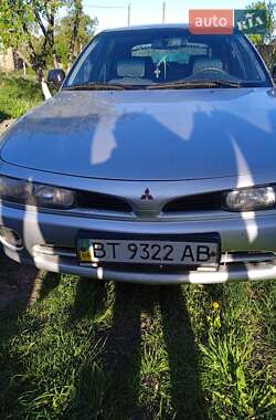 Характеристики Mitsubishi Galant Ліфтбек