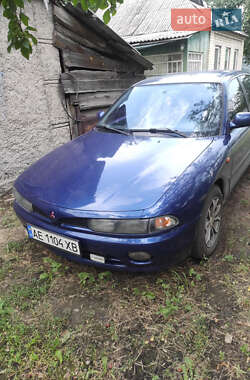 Характеристики Mitsubishi Galant Лифтбек