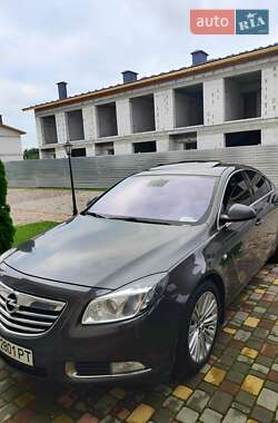 Характеристики Opel Insignia Лифтбек