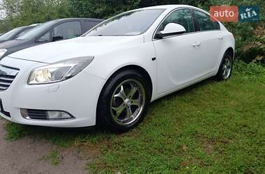 Характеристики Opel Insignia Лифтбек