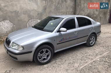 Характеристики Skoda Octavia Ліфтбек