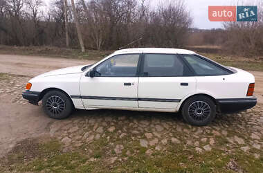 Характеристики Ford Scorpio Ліфтбек