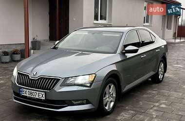 Характеристики Skoda Superb Лифтбек